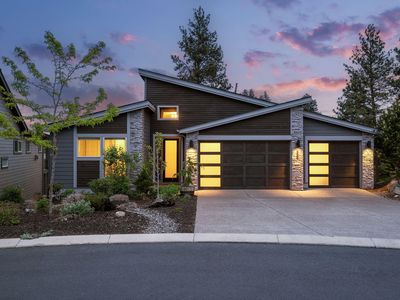 2552 NW Rippling River Ct