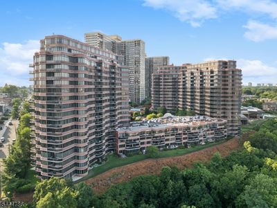 100 Carlyle Drive #VG6