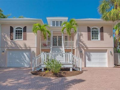 5024 Commonwealth Dr