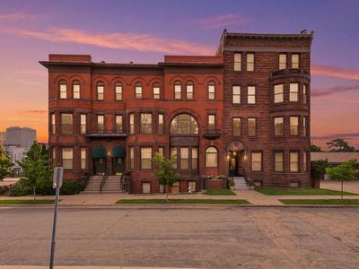 168 College Ave W APT 2