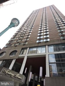 1420 Locust St APT 26D