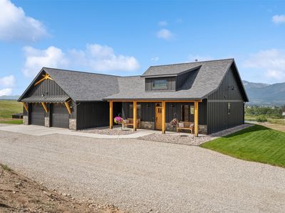 559 Stage Springs Ln