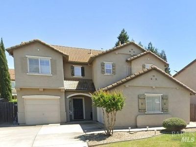 2215 Mariposa Dr