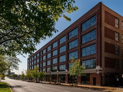 4100 Forest Park Ave APT 319