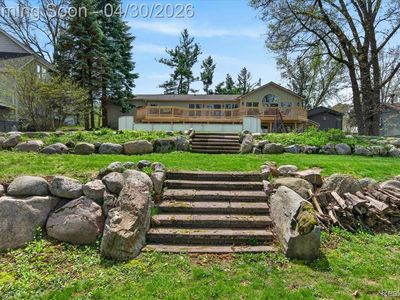 3945 N Vanstone Dr
