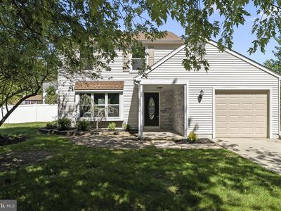20 Hartsdale Ln