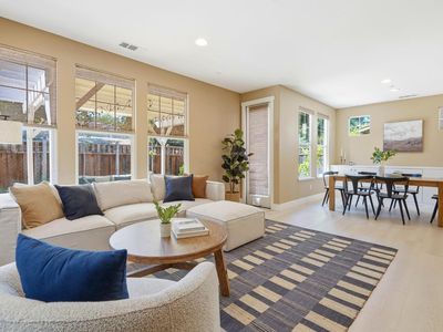 24 Bonsai Court