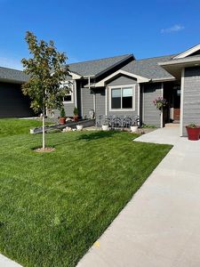 526 Topaz Ln