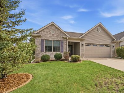 3302 Anastasia Pl