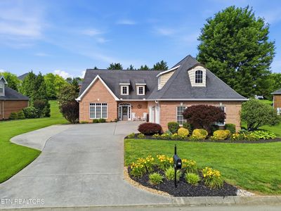 1733 Burnside Dr