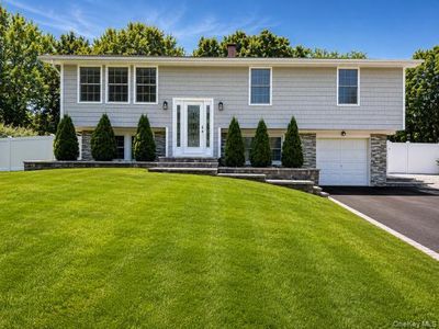 Property at 8 Fairway Drive, Port Jefferson Station, NY