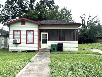 1414 E 32nd 1/2 St