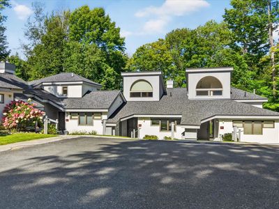 304 Woods Lane #C4