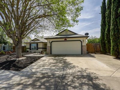 2247 Laguna Way