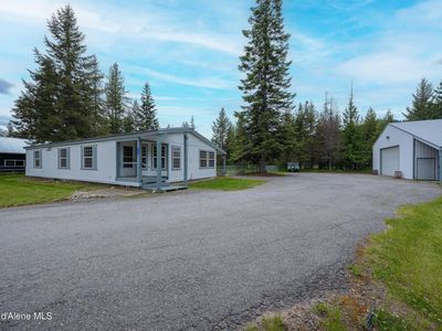 565 Shady Pines Loop