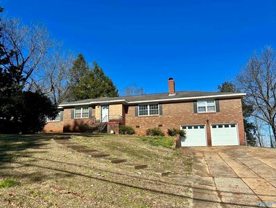 2432 Scenic Hwy