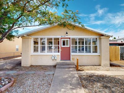 121 Princeton Dr SE