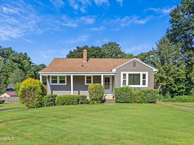 17 Howe Rd