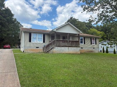 7611 Bonnie Dr