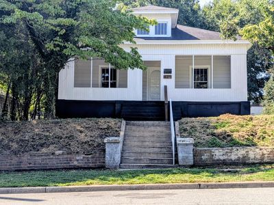 621 Harris St
