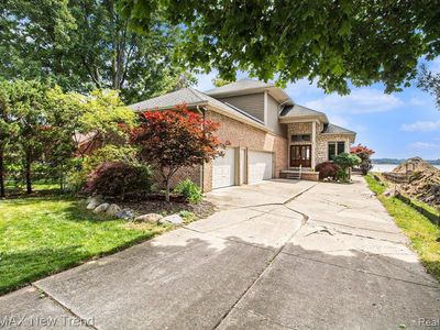 733 McDougal Ave