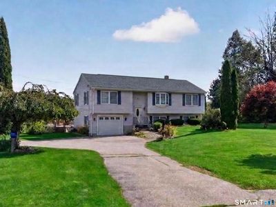 45 Wolf Den Drive