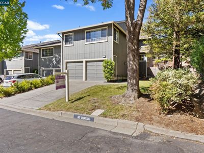 232 Hillcrest Ln