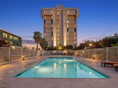 3930 University Center Dr APT 612