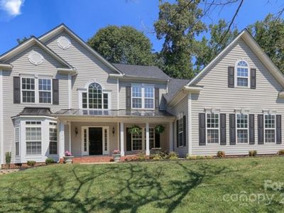 132 Monument Ct