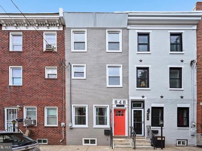 848 N Uber St