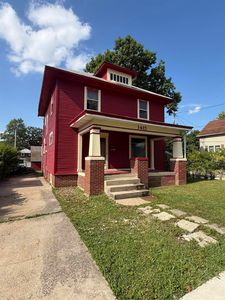 1415 Lynn Ave