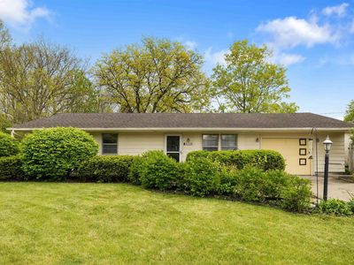 5228 Camelot Dr