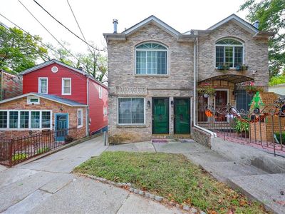 148 Hillside Ave