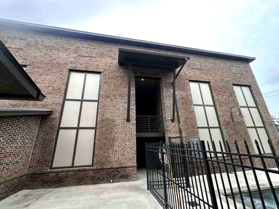333 E Boyd Dr APT 11