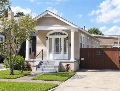 706 Amelia St