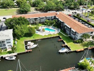 900 SW 12th St APT 110