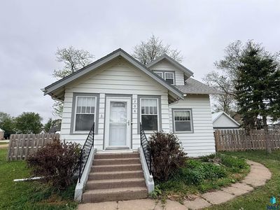208 W Turk St