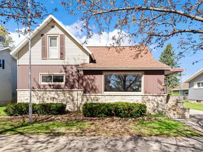 Property at 1333 Oakes St, Marinette, WI