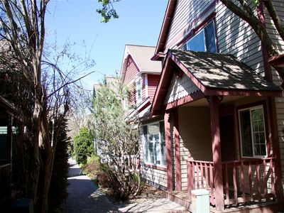 1312 Bridgecourt Way