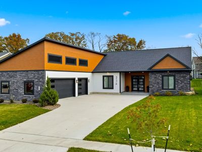 3174 Yellow Rose Ln SW