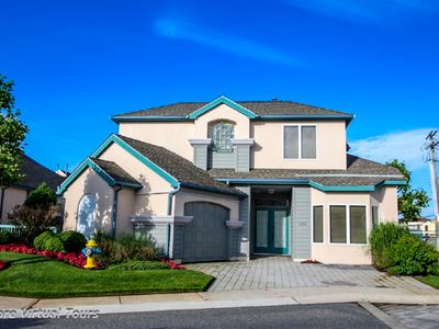 200 Dune Dr