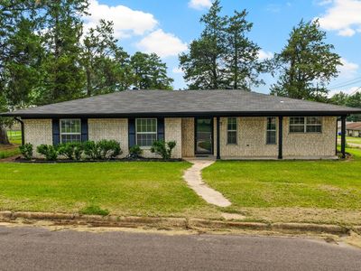 607 W Campbell Rd