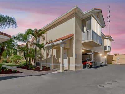Property at 21041 Sunpoint Way Unit 201, Lutz, FL