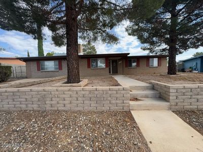 3733 SPARROW Drive