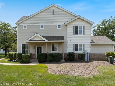 27 Freesia Dr #399