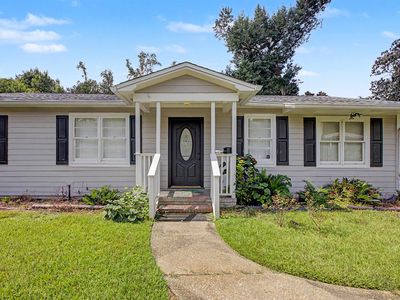 903 Delores Dr