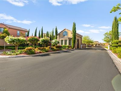 2309 Malaga Peak St