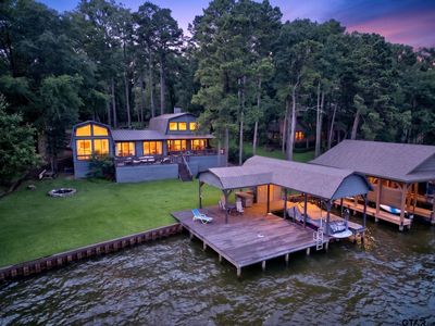 136 King Andrew Ct