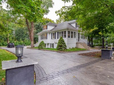 520 W Saddle River Rd