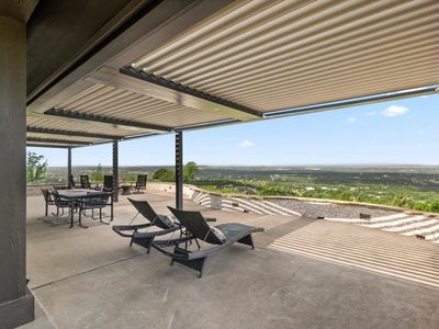 6594 W Highway 290